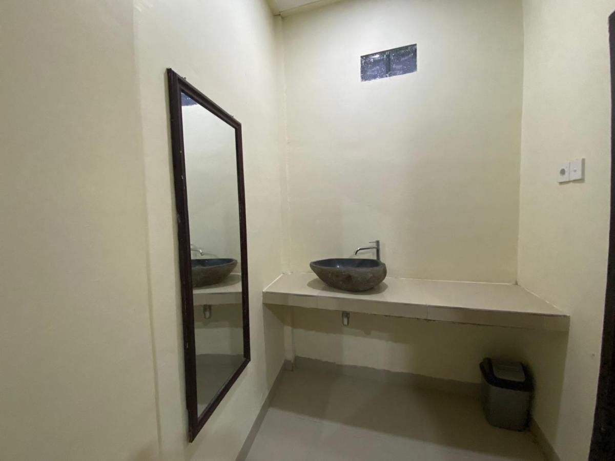 Naja Homestay Gili Trawangan Zewnętrze zdjęcie